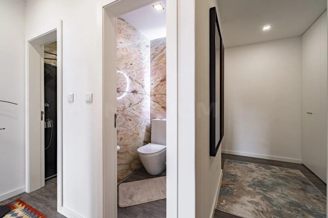 Apartamento T2 para Venda em Ramalde Foto 16