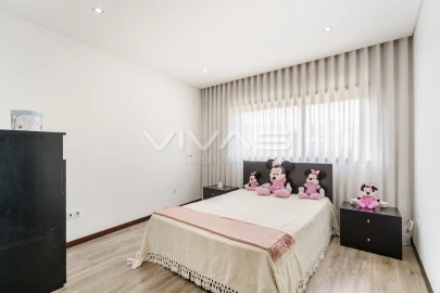 Apartamento T3 para Venda em Alpendorada, Várzea e Torrão