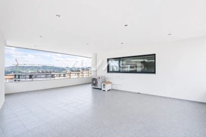 Apartamento T3 para Venda em Alpendorada, Várzea e Torrão