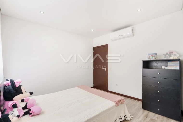 Apartamento T3 para Venda em Alpendorada, Várzea e Torrão Foto 35