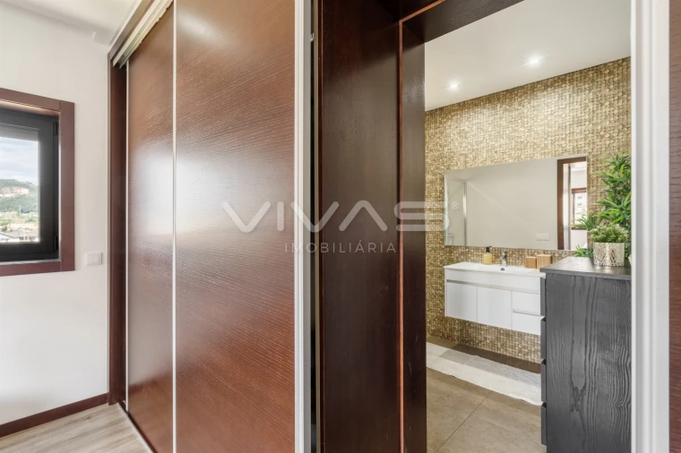 Apartamento T3 para Venda em Alpendorada, Várzea e Torrão Foto 29