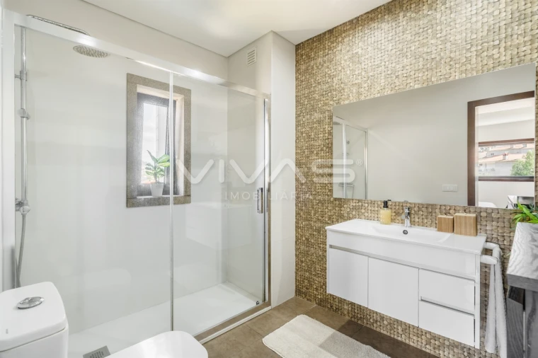 Apartamento T3 para Venda em Alpendorada, Várzea e Torrão Foto 30