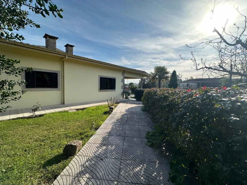 Moradia T4 para Venda em Amares e Figueiredo Foto 33