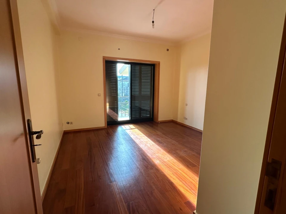 Moradia T4 para Venda em Amares e Figueiredo Foto 9
