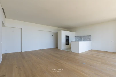 Apartamento T2 para Arrendamento em Glória e Vera Cruz