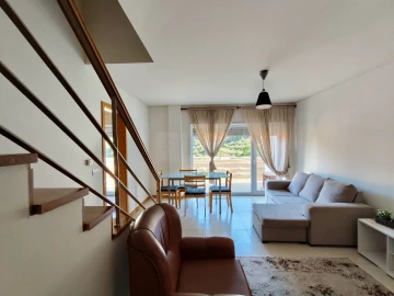 Apartamento T2 para Arrendamento em Covilhã e Canhoso