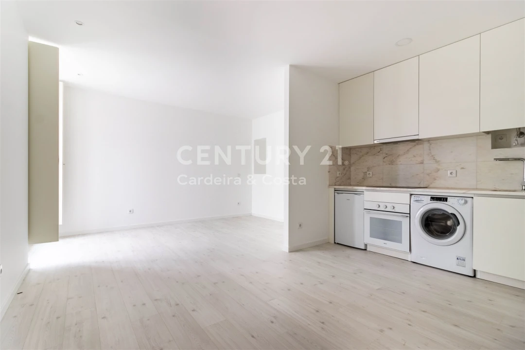 Apartamento T0 para Venda em Leiria, Pousos, Barreira e Cortes Foto 6