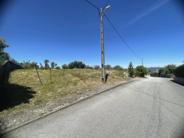 Terreno para Venda em Melo e Nabais