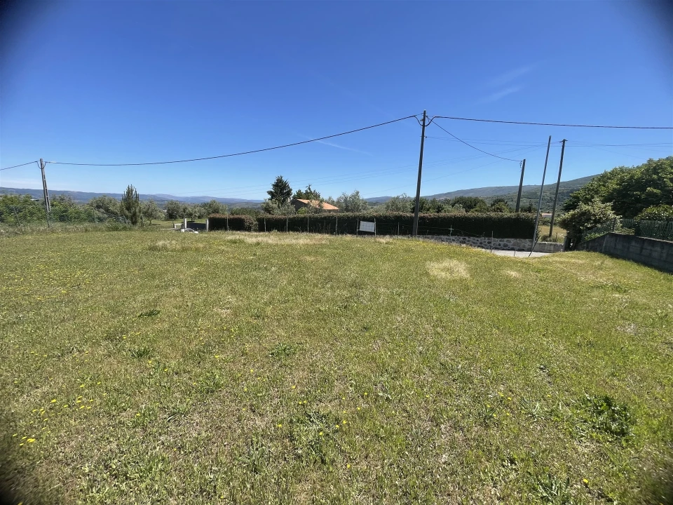 Terreno para Venda em Melo e Nabais Foto 7