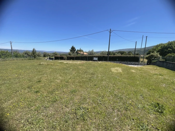 Terreno para Venda em Melo e Nabais Foto 7