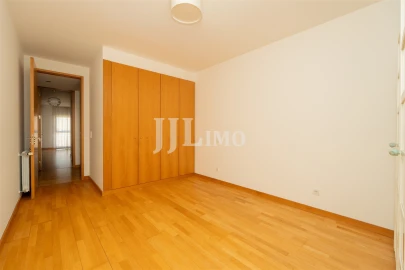 Apartamento T2 para Venda em São Domingos de Benfica