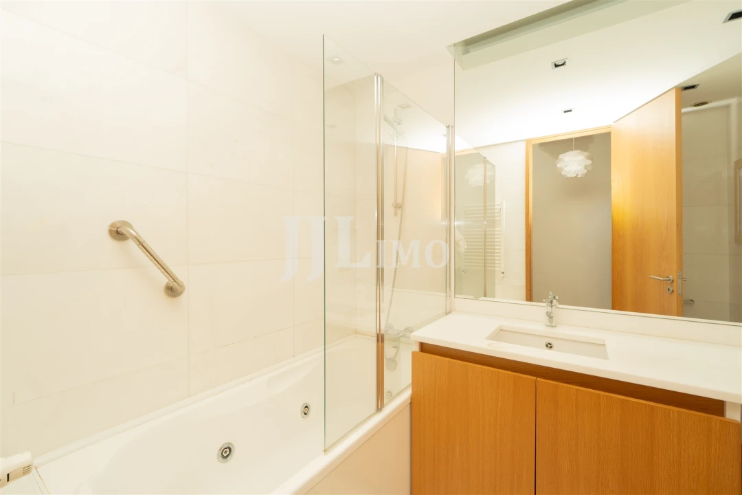 Apartamento T2 para Venda em São Domingos de Benfica Foto 6