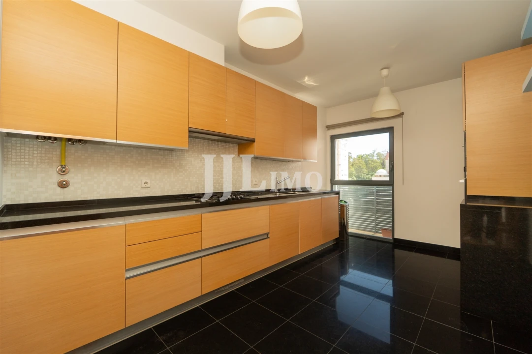 Apartamento T2 para Venda em São Domingos de Benfica Foto 15