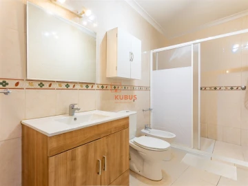 Moradia T4 para Venda em Torres Novas (Santa Maria, Salvador e Santiago)
