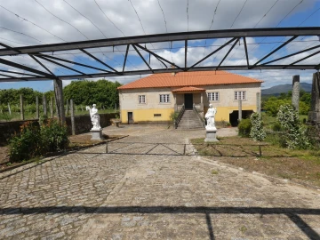 Quinta T0 para Venda em Geraz do Lima (Santa Maria, Santa Leocádia, Moreira), Deão