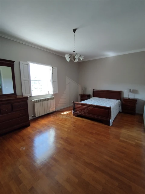 Quinta T0 para Venda em Geraz do Lima (Santa Maria, Santa Leocádia, Moreira), Deão