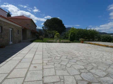 Quinta T0 para Venda em Geraz do Lima (Santa Maria, Santa Leocádia, Moreira), Deão