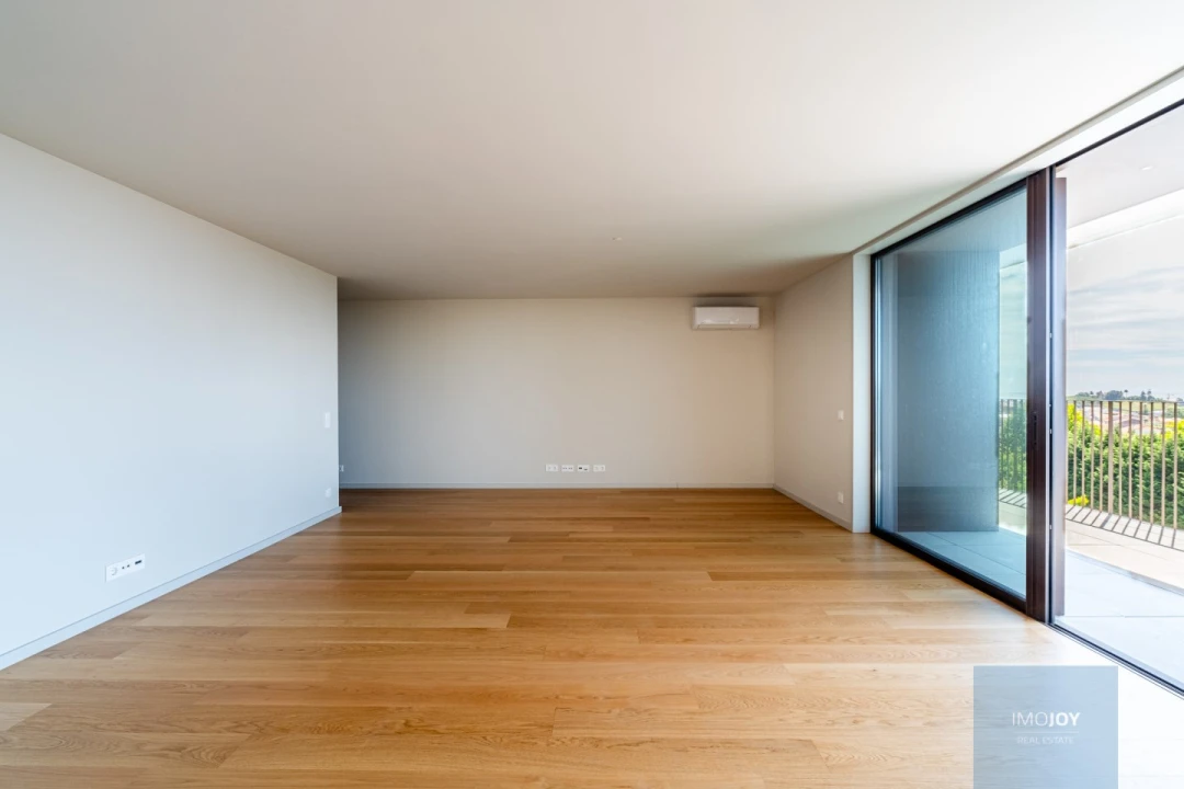 Apartamento T4 para Venda em Santa Marinha e São Pedro da Afurada Foto 3