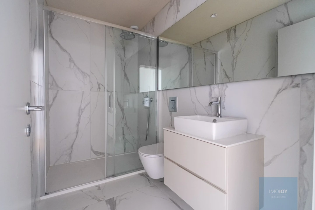 Apartamento T4 para Venda em Santa Marinha e São Pedro da Afurada Foto 16