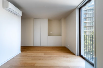 Apartamento T4 para Venda em Santa Marinha e São Pedro da Afurada