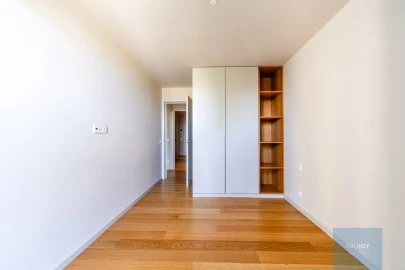Apartamento T4 para Venda em Santa Marinha e São Pedro da Afurada