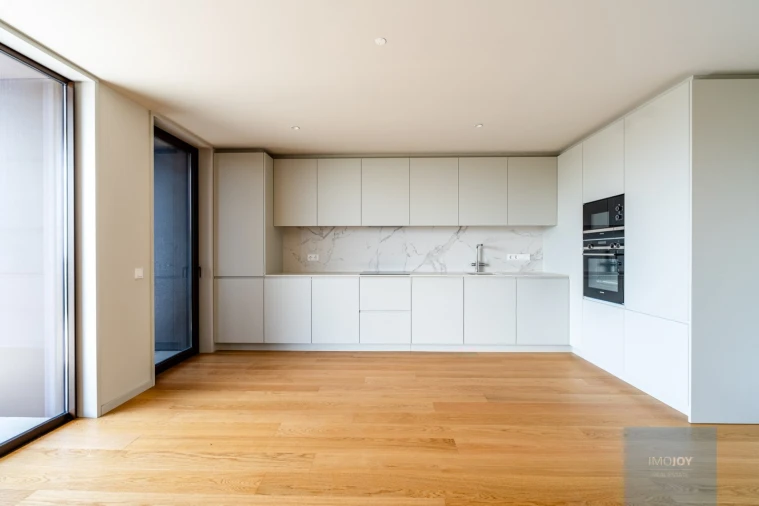 Apartamento T4 para Venda em Santa Marinha e São Pedro da Afurada Foto 5