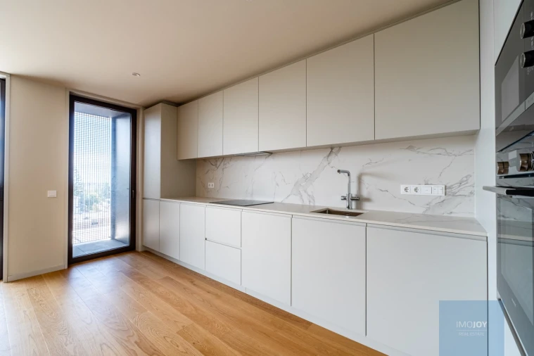 Apartamento T4 para Venda em Santa Marinha e São Pedro da Afurada Foto 7