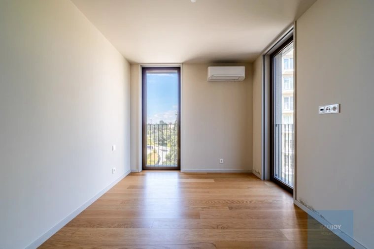 Apartamento T4 para Venda em Santa Marinha e São Pedro da Afurada Foto 8