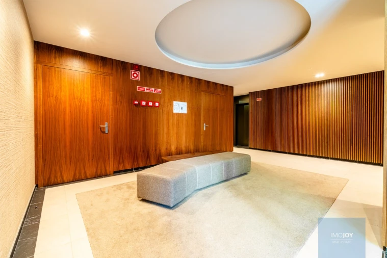 Apartamento T4 para Venda em Santa Marinha e São Pedro da Afurada Foto 30
