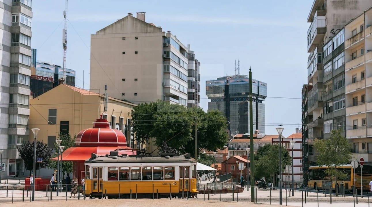 Prédio para Venda em Campolide Foto 10
