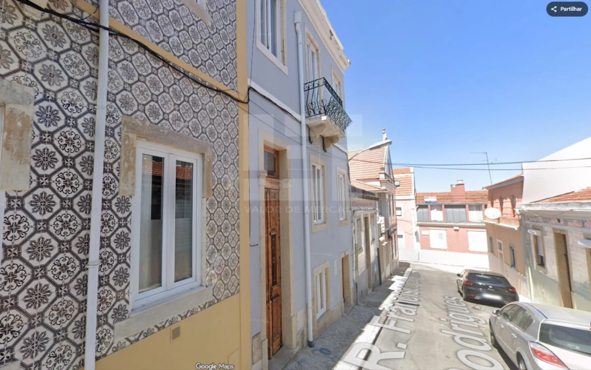 Prédio para Venda em Campolide Foto 4