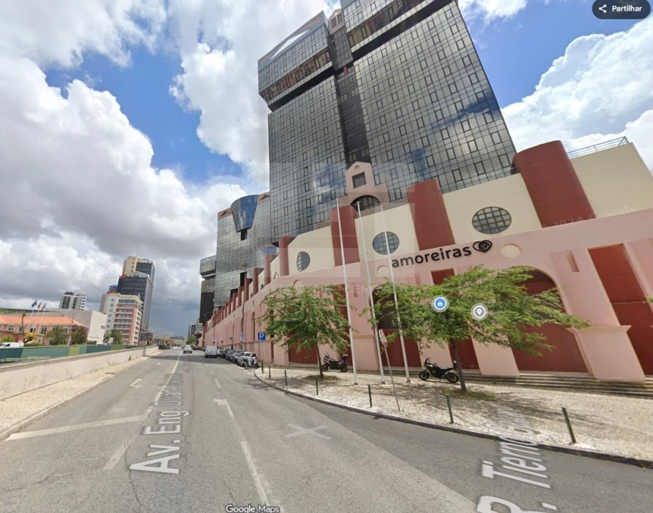 Prédio para Venda em Campolide Foto 12