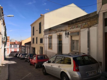Prédio para Venda em Campolide