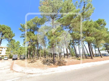 Terreno para Venda em Azeitão (São Lourenço e São Simão)