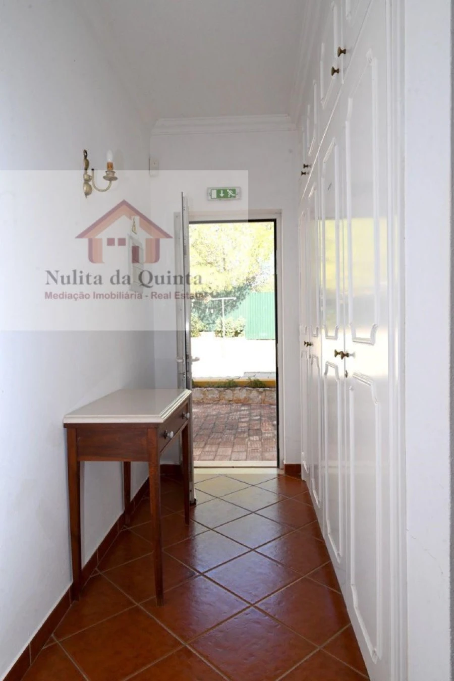 Moradia T5 para Venda em Ferreiras Foto 9
