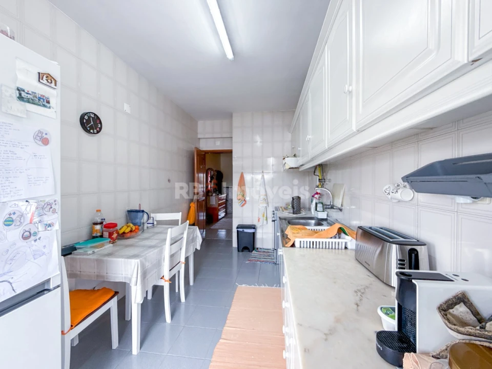 Apartamento T3 para Venda em São João Baptista e Santa Maria dos Olivais Foto 7