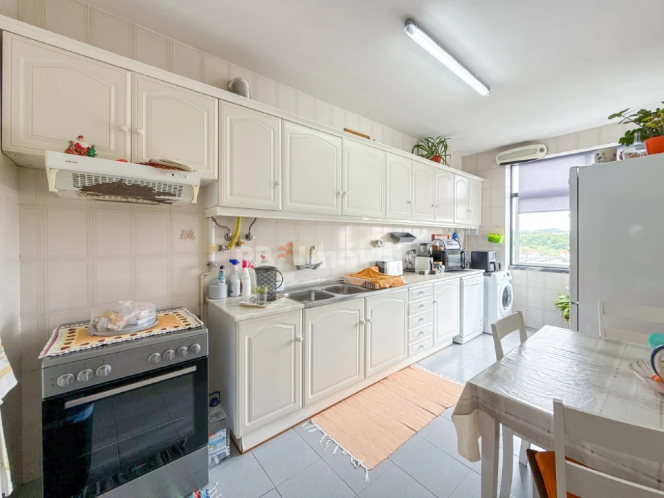 Apartamento T3 para Venda em São João Baptista e Santa Maria dos Olivais Foto 9