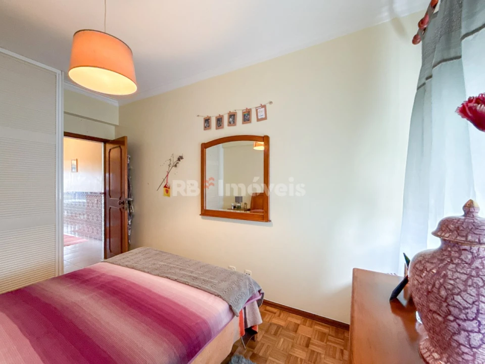Apartamento T3 para Venda em São João Baptista e Santa Maria dos Olivais Foto 12