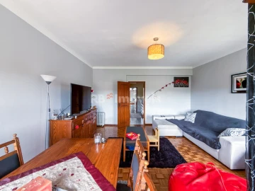 Apartamento T3 para Venda em São João Baptista e Santa Maria dos Olivais