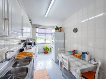 Apartamento T3 para Venda em São João Baptista e Santa Maria dos Olivais