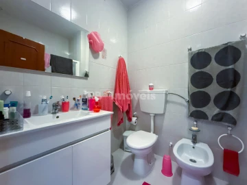 Apartamento T3 para Venda em São João Baptista e Santa Maria dos Olivais