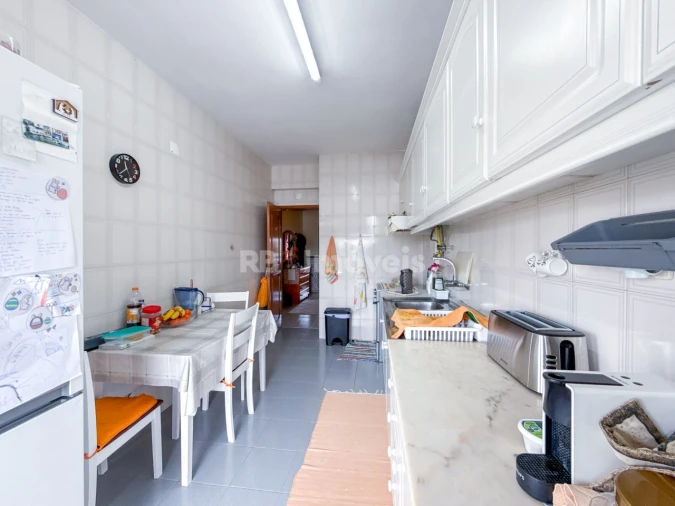 Apartamento T3 para Venda em São João Baptista e Santa Maria dos Olivais Foto 7