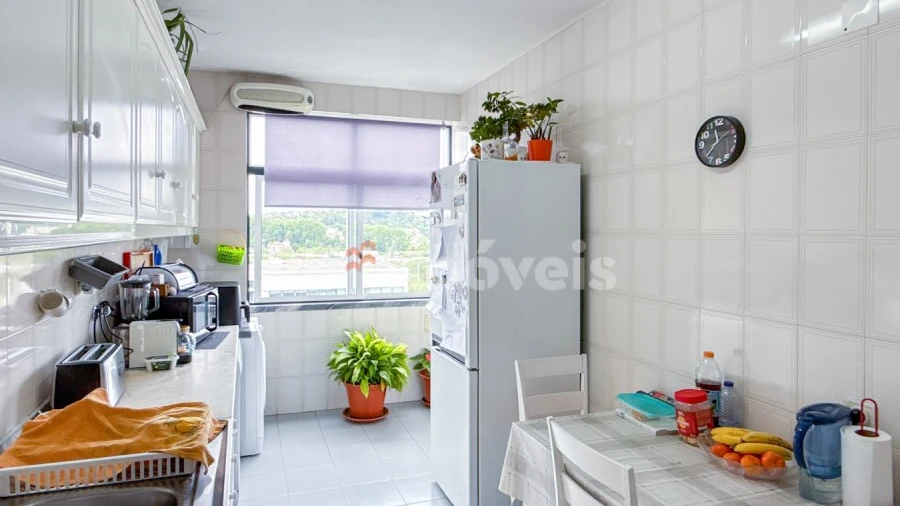 Apartamento T3 para Venda em São João Baptista e Santa Maria dos Olivais