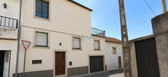 Moradia T9 para Venda em Almalagues