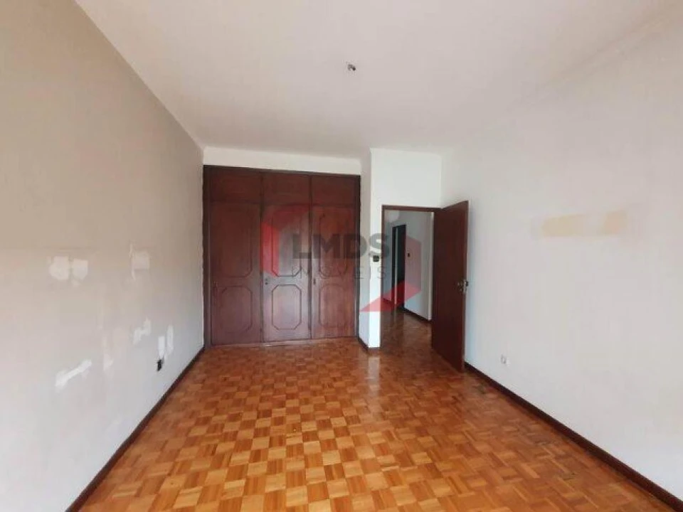 Apartamento T2 para Venda em Cedofeita, Santo Ildefonso, Sé, Miragaia, São Nicolau e Vitória Foto 9