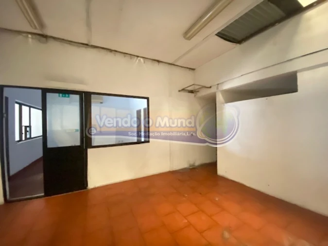 Armazém para Arrendamento em Samora Correia Foto 4