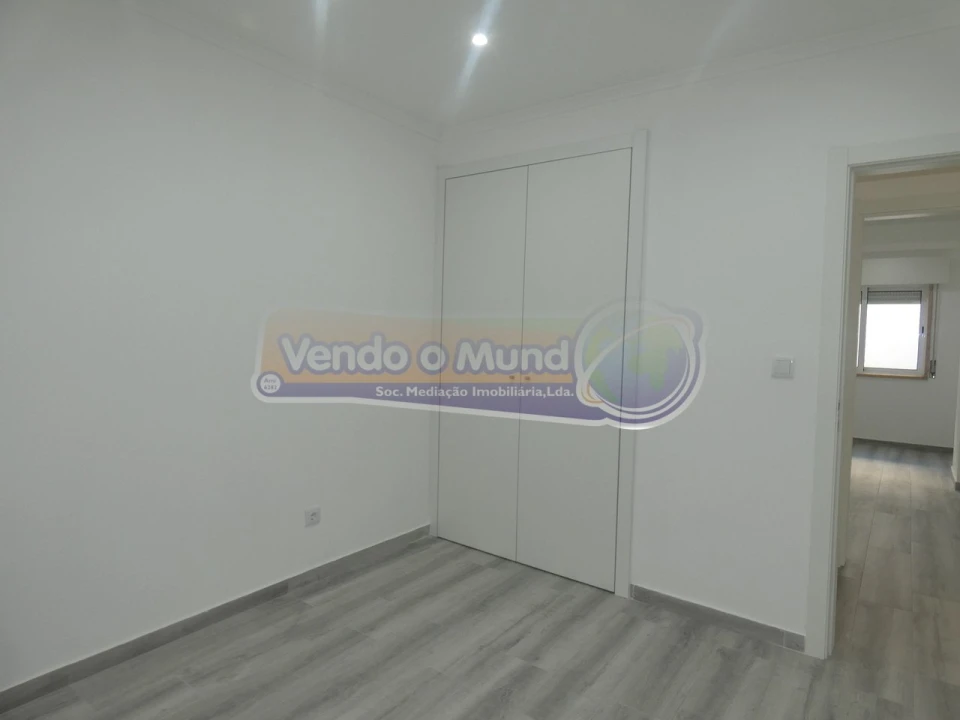 Apartamento T3 para Venda em Odivelas Foto 10