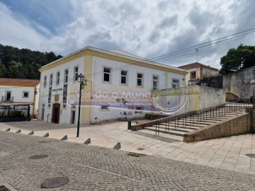 Moradia T2 para Venda em Alenquer (Santo Estêvão e Triana)