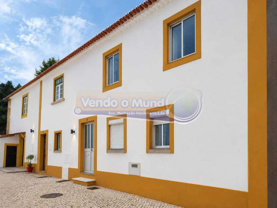Moradia T2 para Venda em Alenquer (Santo Estêvão e Triana) Foto 1