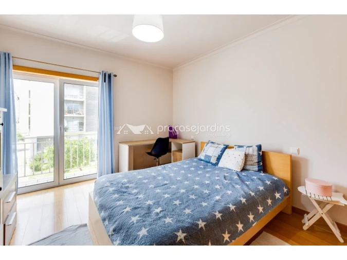 Apartamento T3 para Venda em Parceiros e Azoia Foto 17
